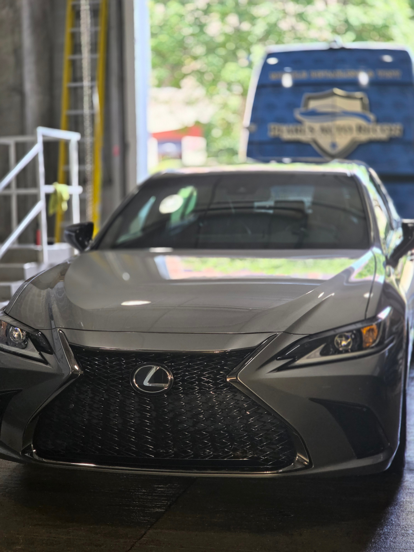 Lexus mobile detailing in Northern Kentucky with Pearl's Auto Recon van